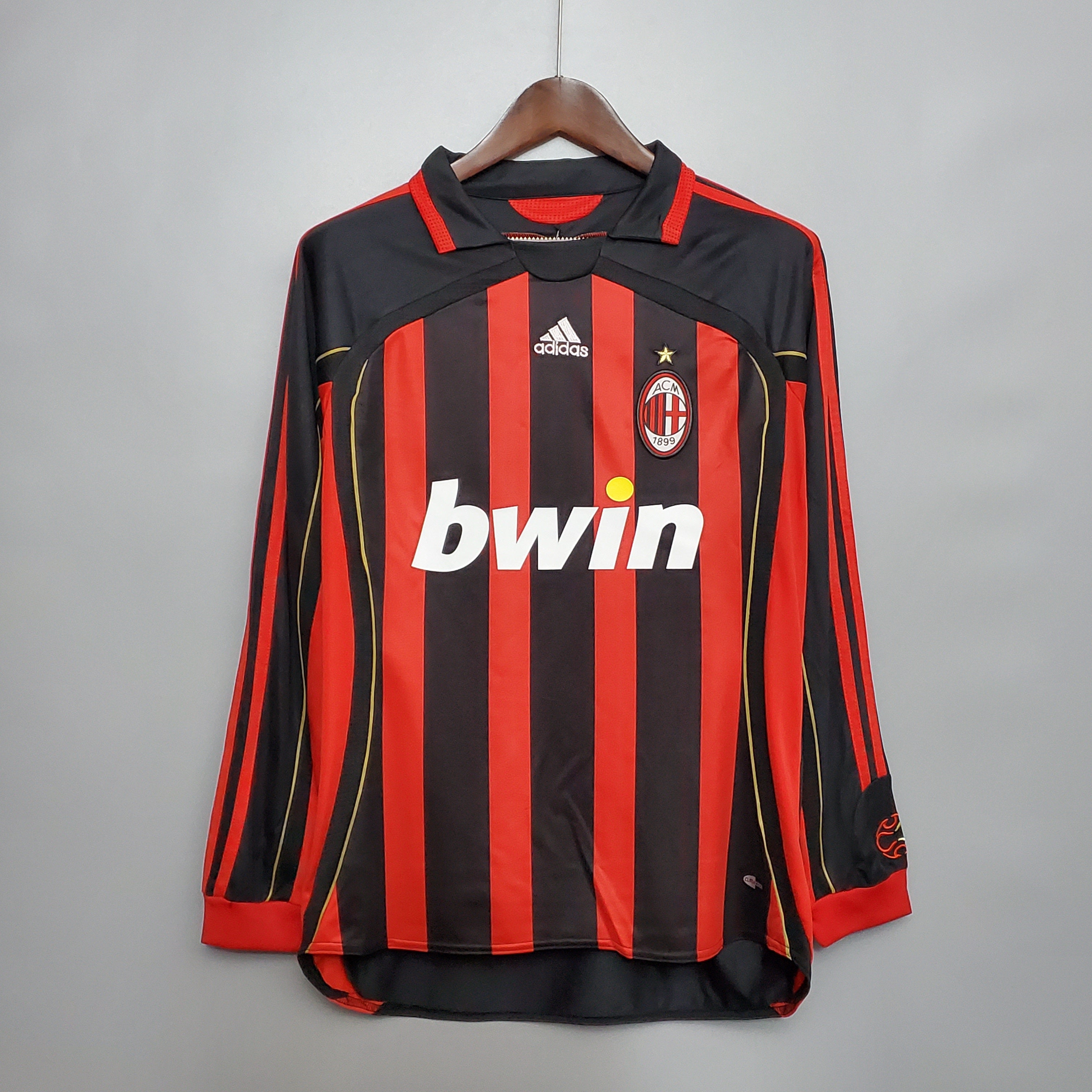 Camiseta milan 2007 on sale