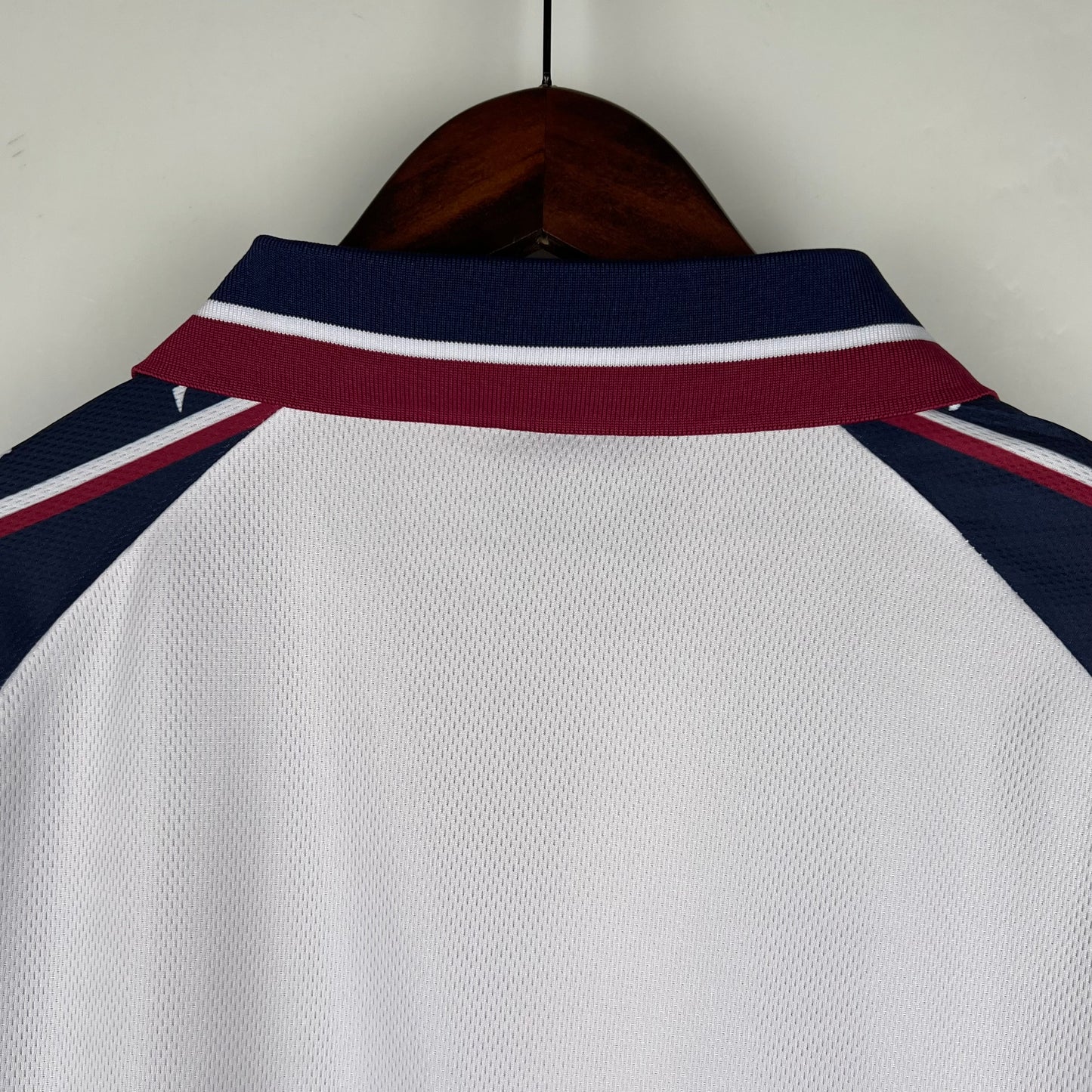 Manchester City 1997/98 Away Jersey