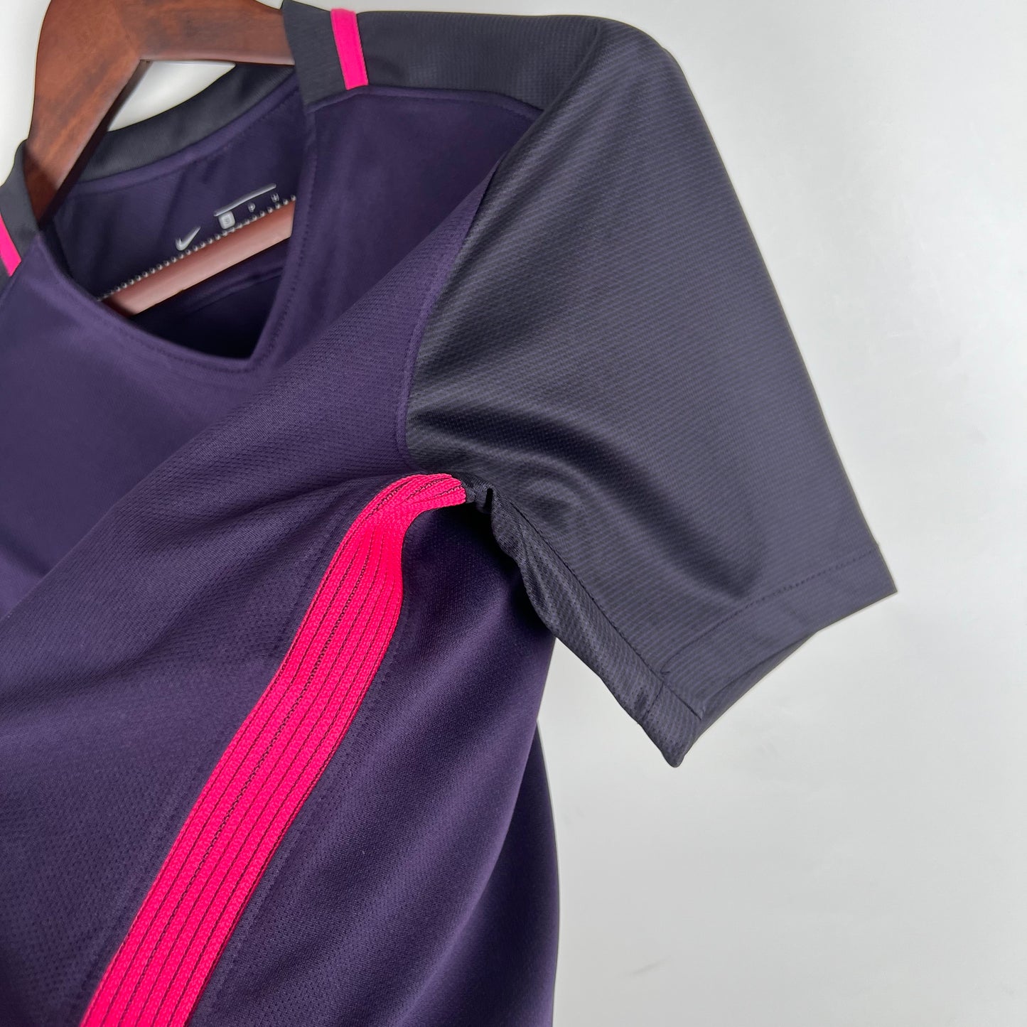 Barcelona 2016/17 Away Jersey