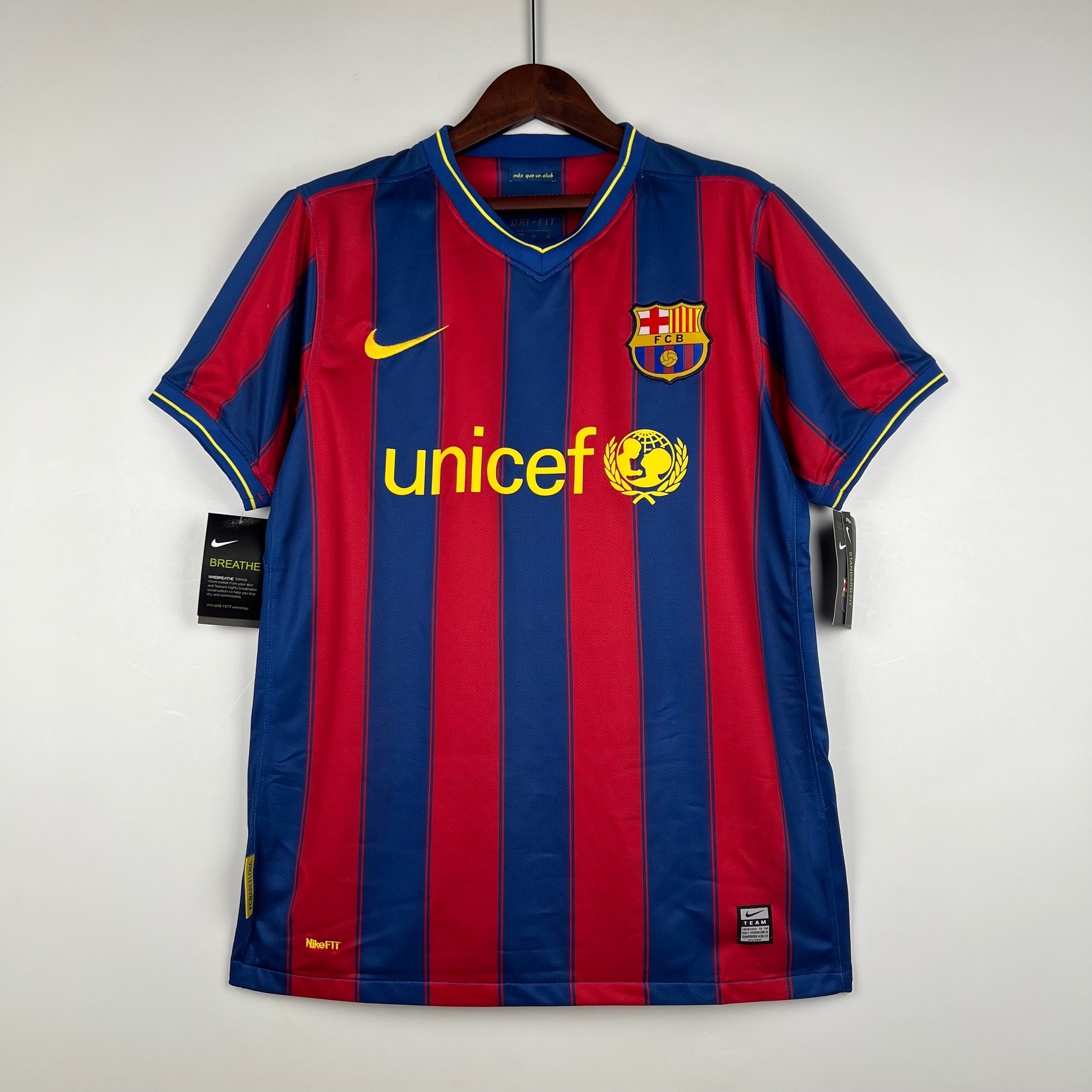 Barcelona 2009/10 Home Jersey – Retros League
