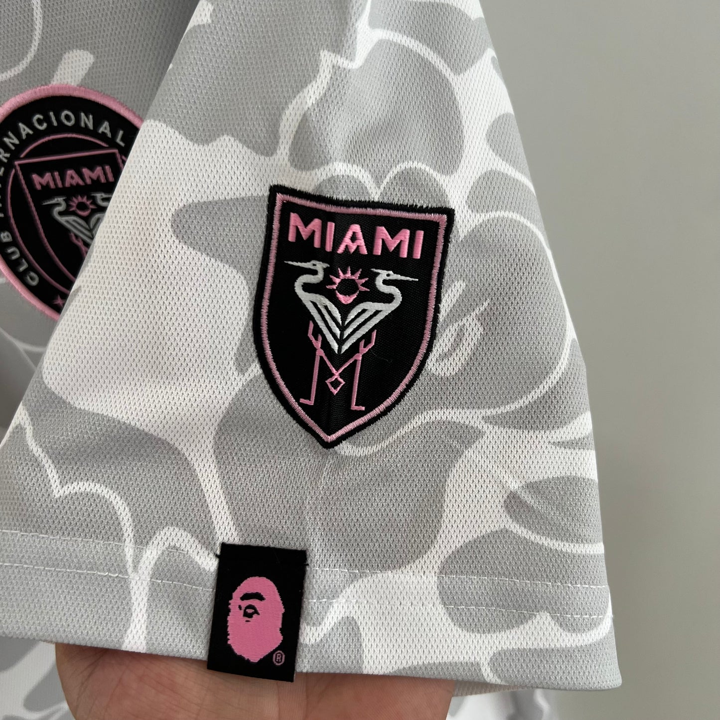 Maillot gris BAPE x Inter Miami