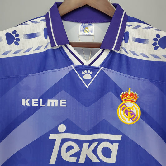 Maillot extérieur du Real Madrid 1996/97