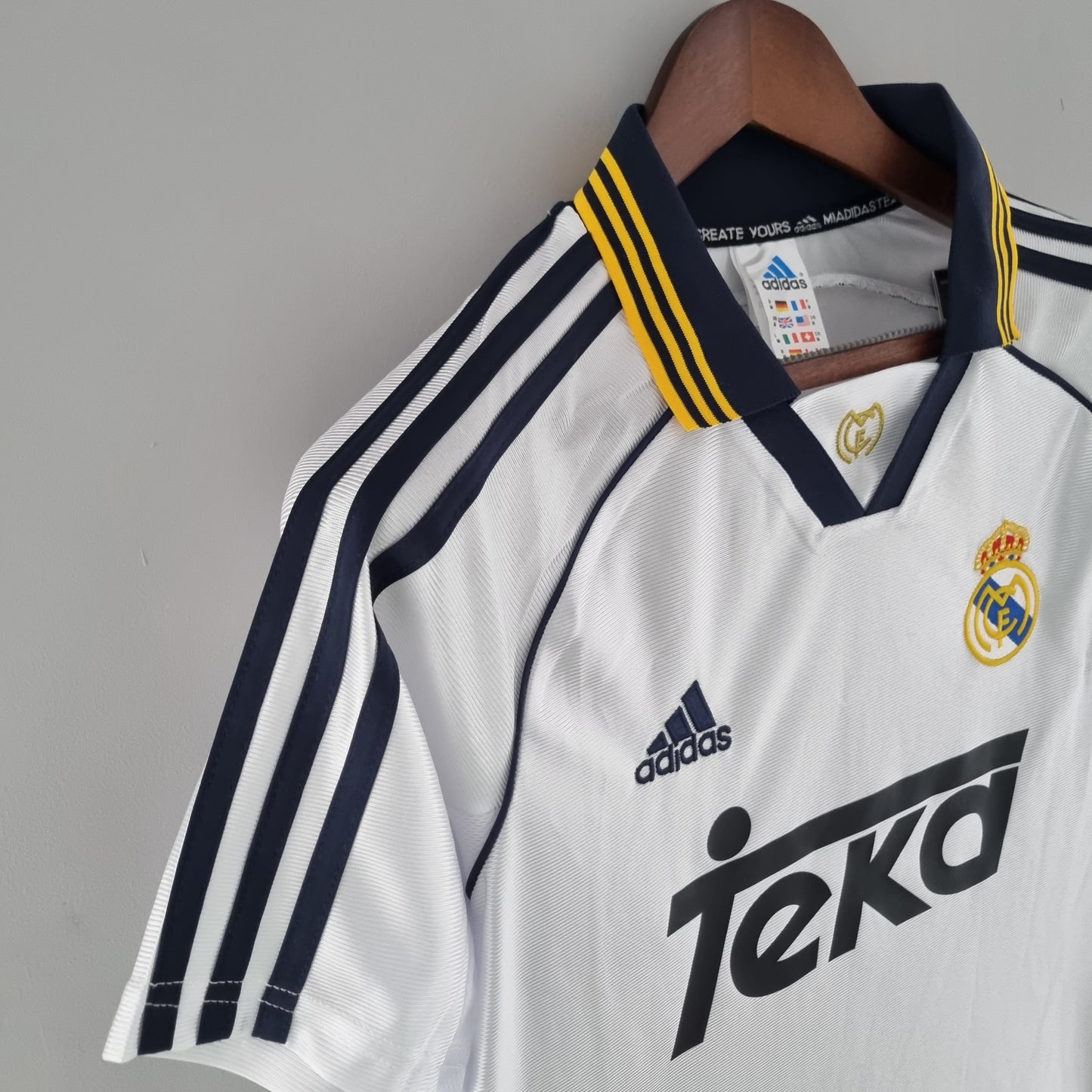 Real Madrid 2000 Home Jersey