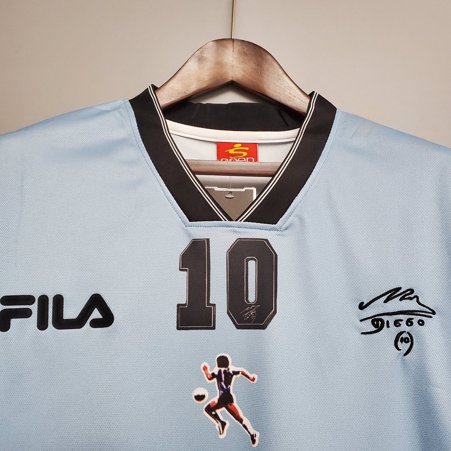 Argentina Jersey 2001 - Commemorative Edition Maradona