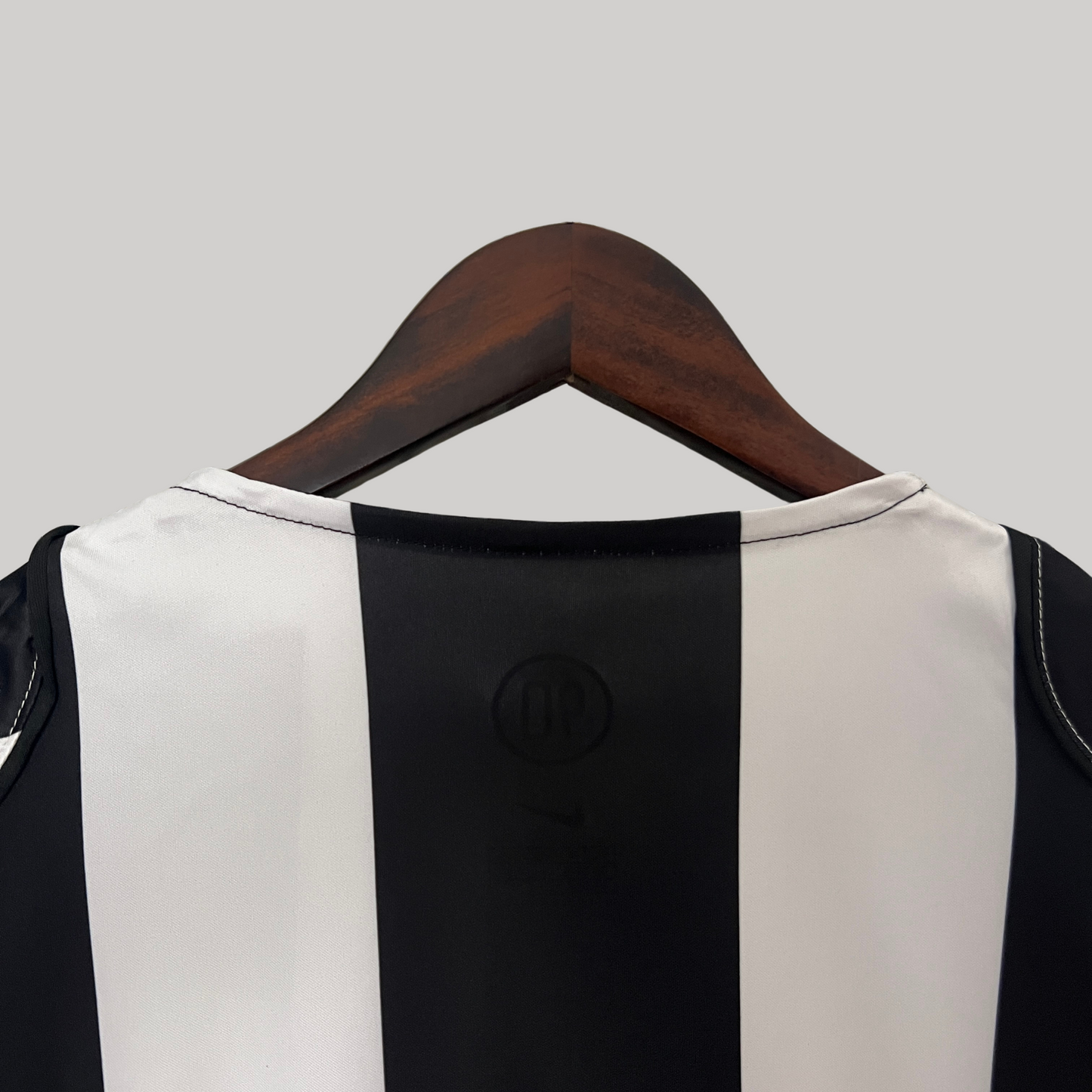 Juventus 2004/05 Home Jersey