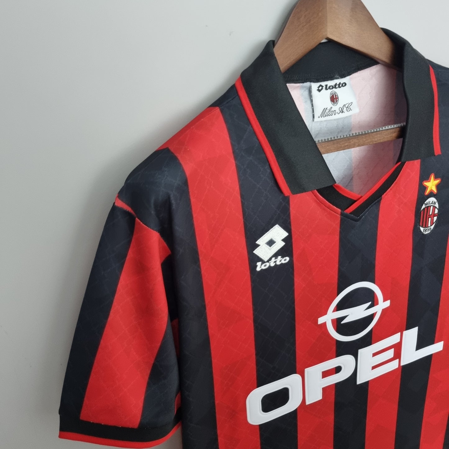 AC Milan 1995/96 Home Jersey