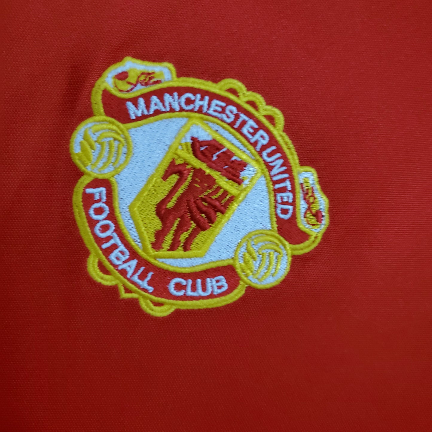 Manchester United 1985/86 Home Jersey