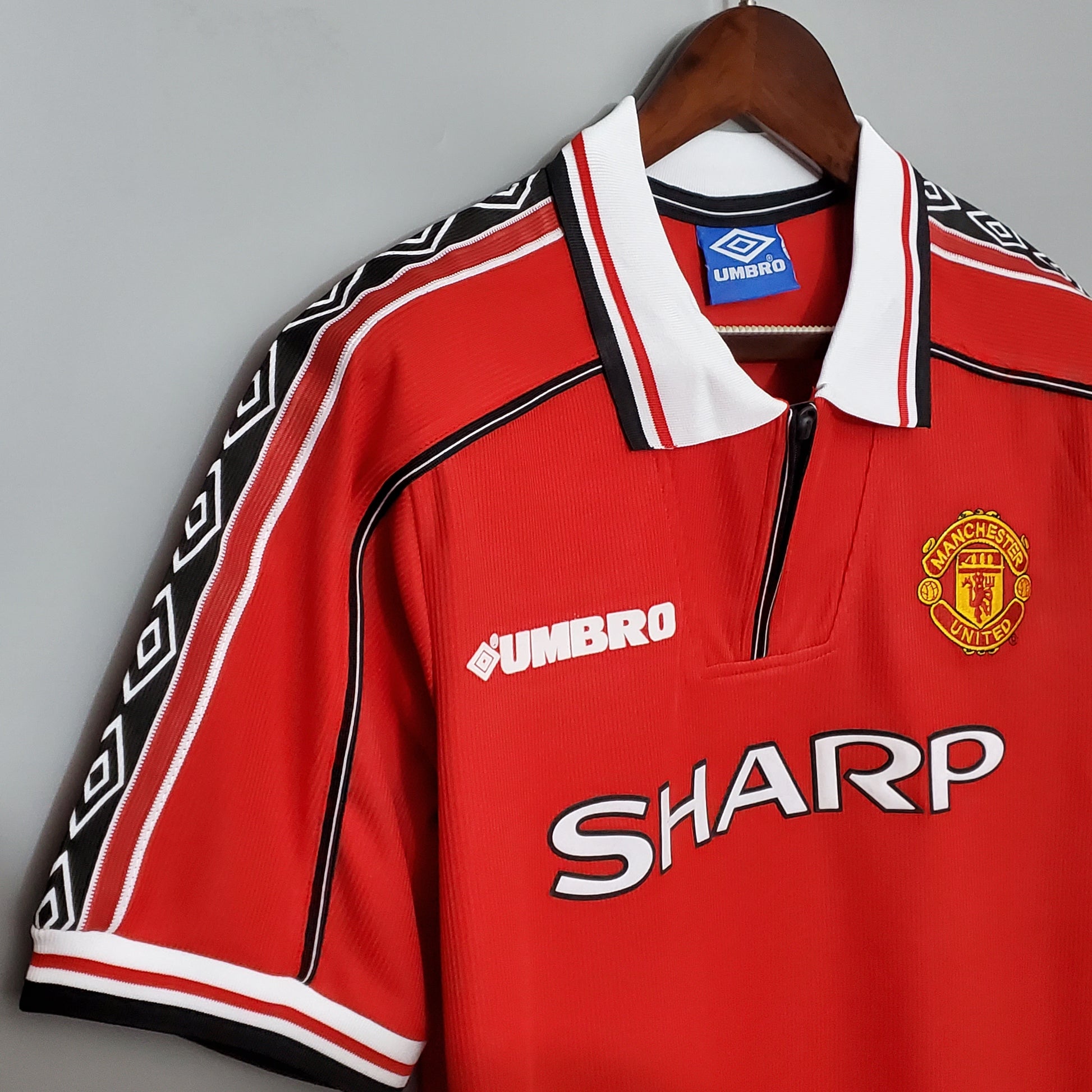 manchester united shirt home