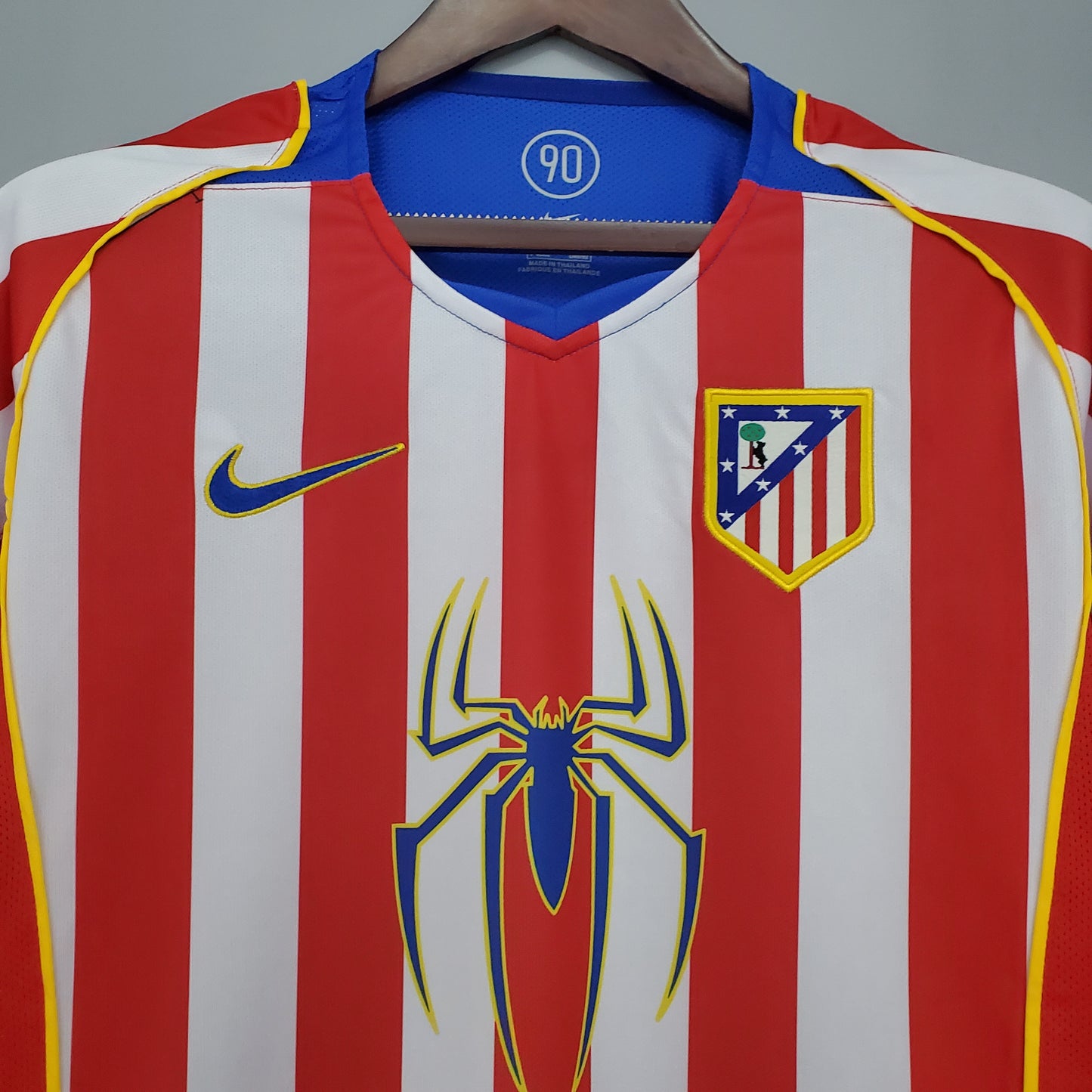 Athletic Madrid 2004/05 Home Jersey